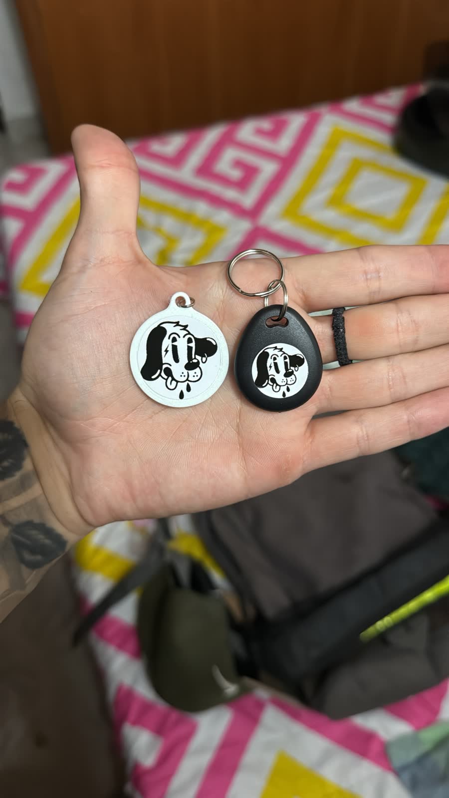 Llavero y placa Identi con diseño de perro